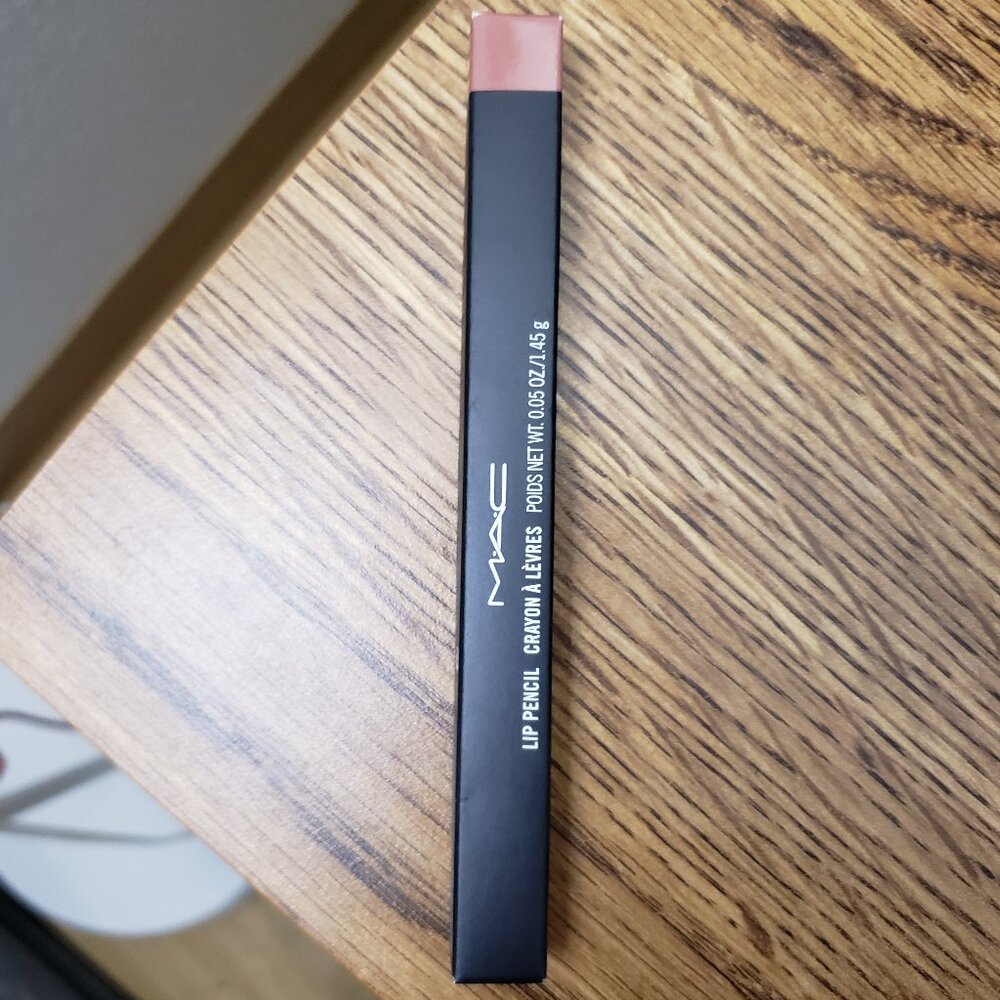 BNIB MAC Lip Pencil Boldly Bare - Picture 3 of 5
